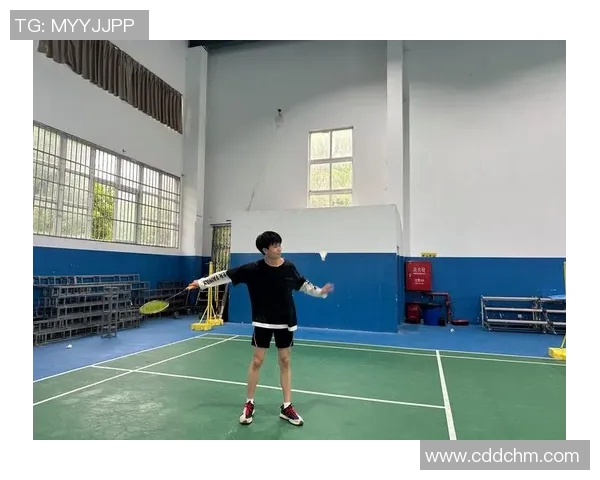 杨娜独家分享羽毛球技巧与心得助你提升比赛水平与乐趣 杨娜独家分享羽毛球技巧与心得助你提升比赛水平与乐趣