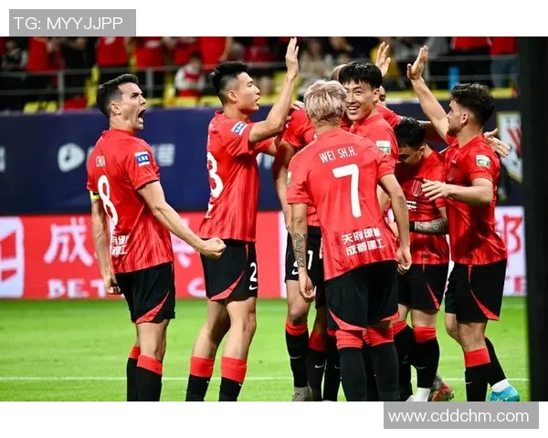 成都足球队防守革新之路：战术创新与球员素质的双重提升