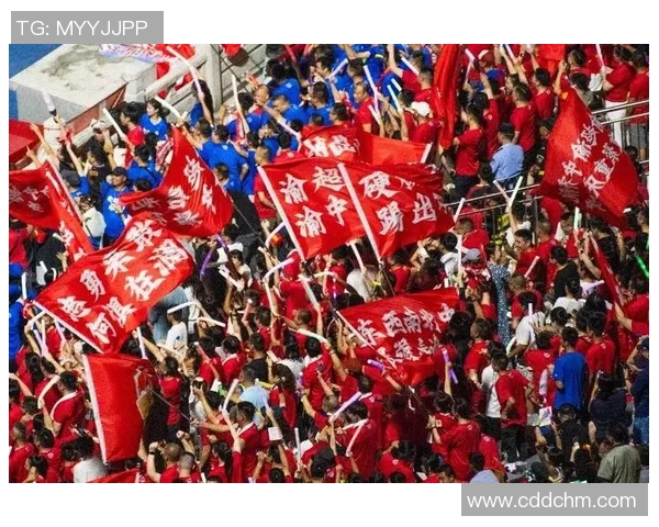 重庆足球队技术争议引发热议球迷与专家各执己见探讨战术问题